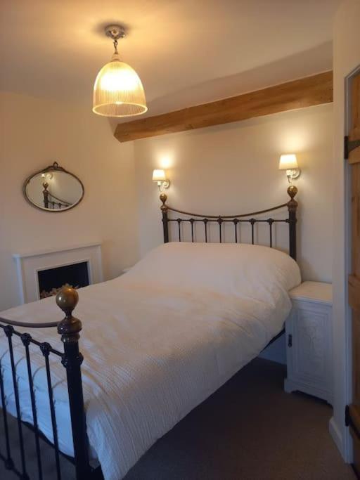 Cosy 2 Bed Cottage Between Snowdonia And The Sea Llandegai Екстер'єр фото