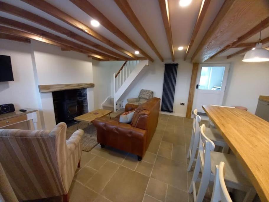 Cosy 2 Bed Cottage Between Snowdonia And The Sea Llandegai Екстер'єр фото